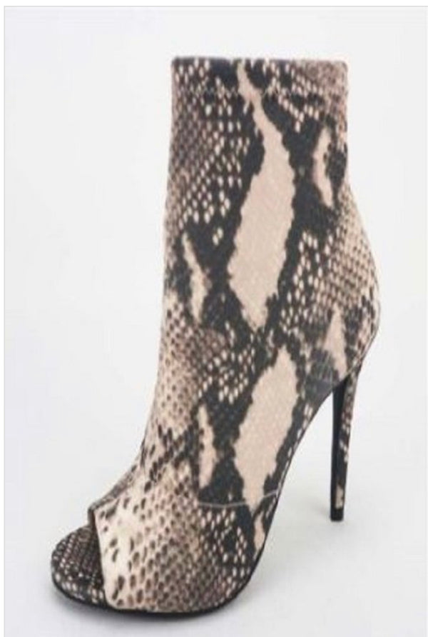 BROWN SNAKE OPEN TOE
